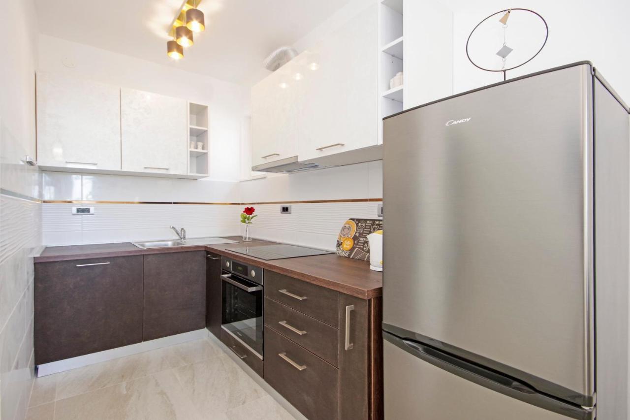 Split Symphony Veranda: Modern, New Apartment Luaran gambar