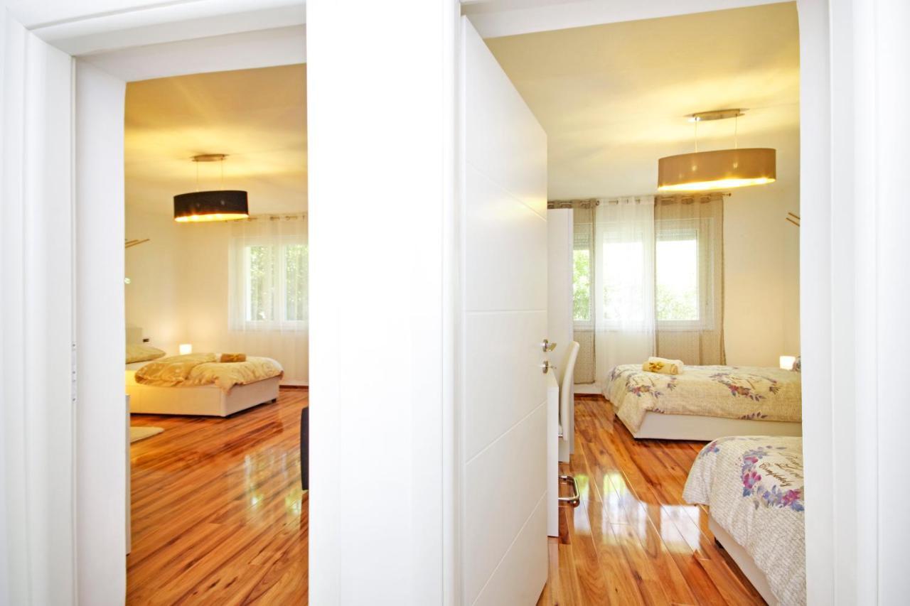 Split Symphony Veranda: Modern, New Apartment Luaran gambar