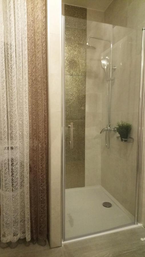 Split Symphony Veranda: Modern, New Apartment Luaran gambar